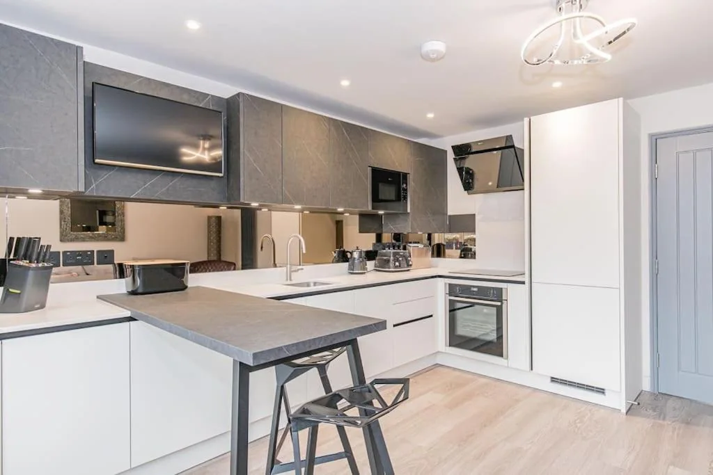 Well-presented modern kitchen
